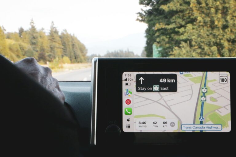 Navigation screen charging stations map
