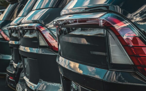 Used EV sales gain momentum as more early leases return to dealers