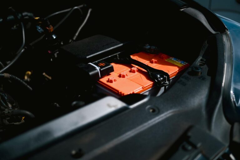 Lithium ion battery cells dismantling workshop