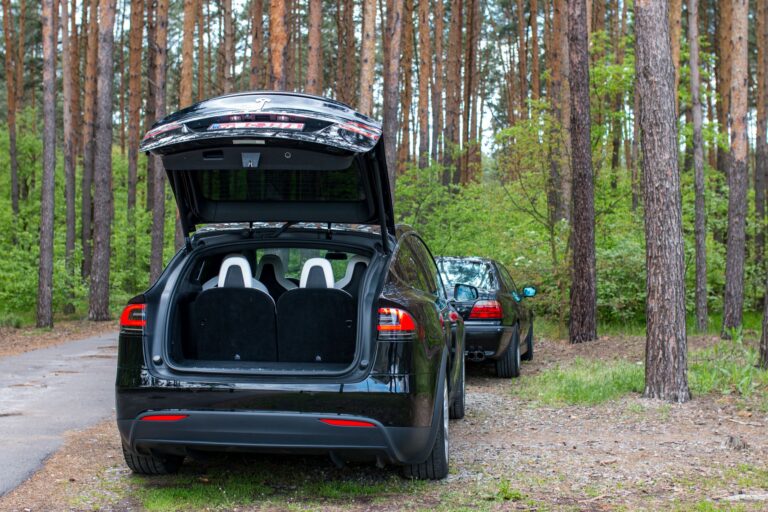 Electric suv family