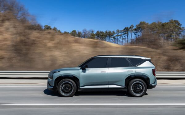Understanding miles per kWh: a simple guide to real-world EV range