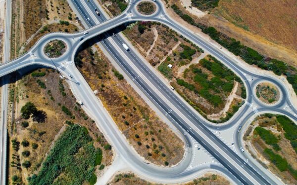 How connected vehicles are quietly transforming highway mobility