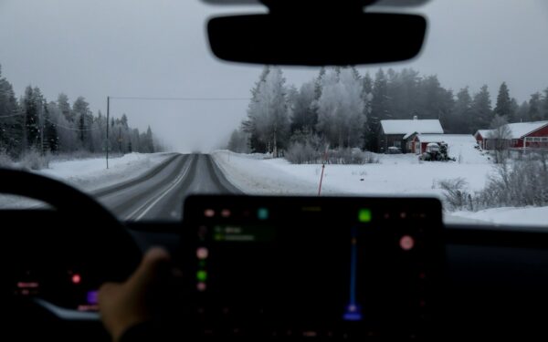 How EV heat pumps help you drive further in cold weather