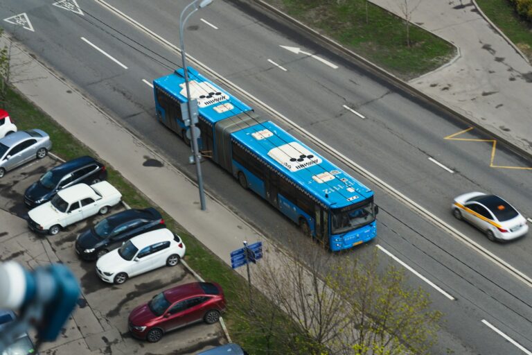 Overhead pantograph bus