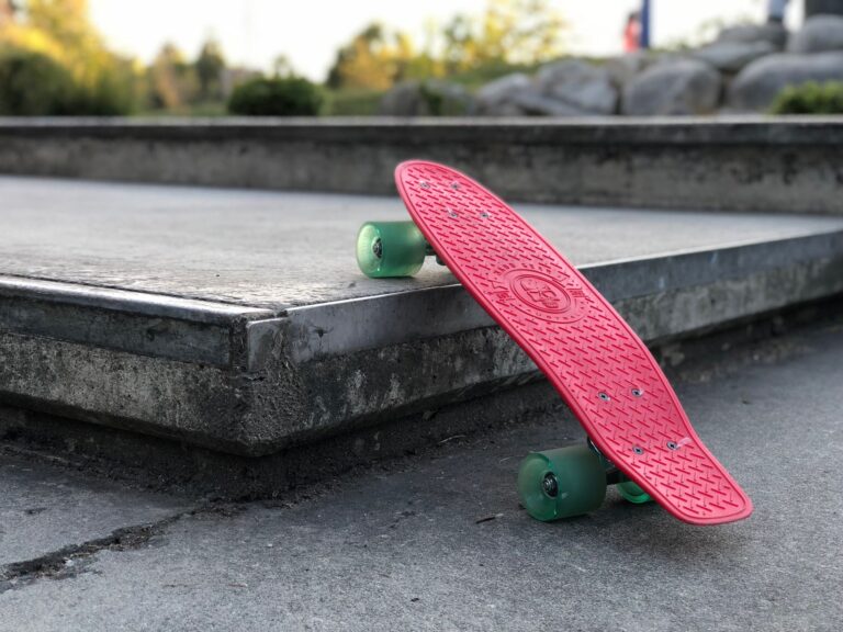 Platform skateboard chassis
