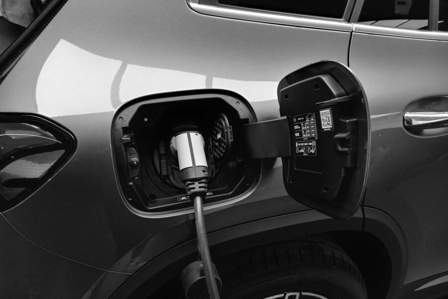 Plug-in hybrid car charging driveway cable