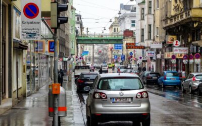 How to choose an EV for city driving: a practical guide for everyday drivers