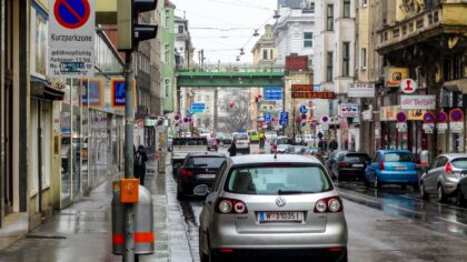 How to choose an EV for city driving: a practical guide for everyday drivers