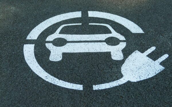 How to choose the right tires for your electric car and make them last longer