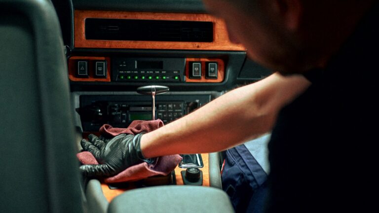Interior dashboard cleaning