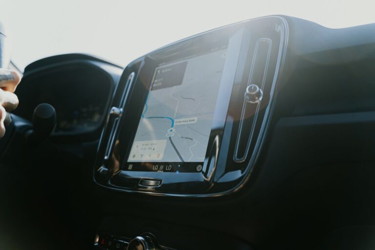 Navigation screen charging