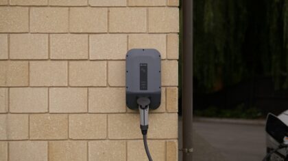 How to use smart charging features to save money and protect your EV battery