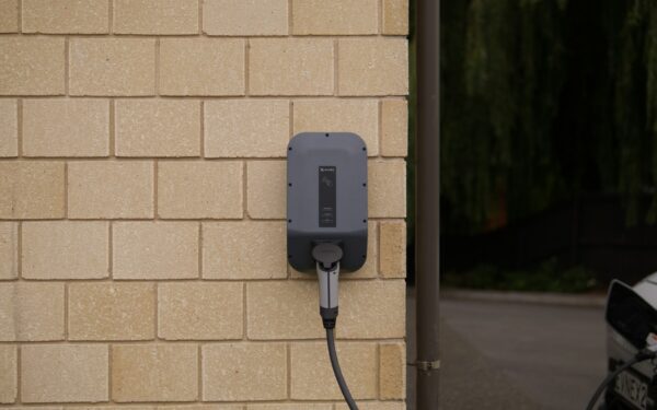 How to use smart charging features to save money and protect your EV battery