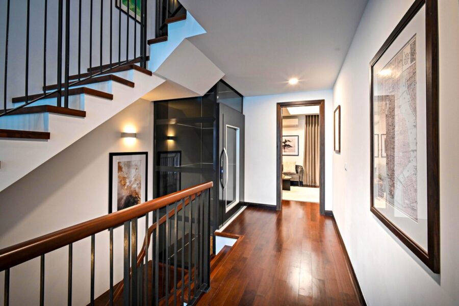 I don’t know why I want this Chinese home elevator so badly
