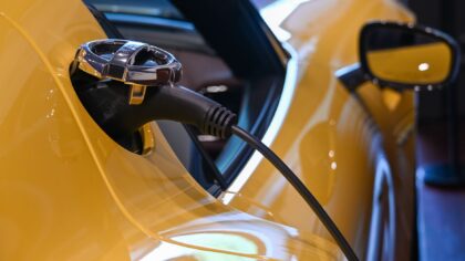 Plug-in hybrid vs electric car: a clear guide for everyday drivers