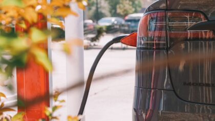 Practical EV public charging etiquette that keeps queues moving