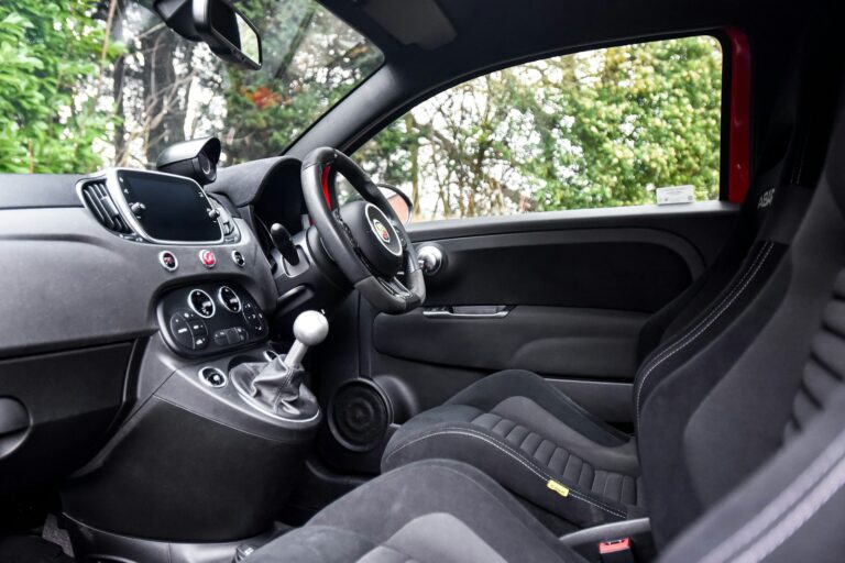 Compact interior dashboard