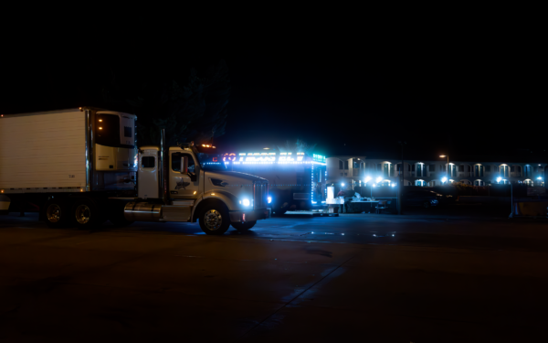 U.S. fleets race to secure megawatt EV depots as grid constraints emerge