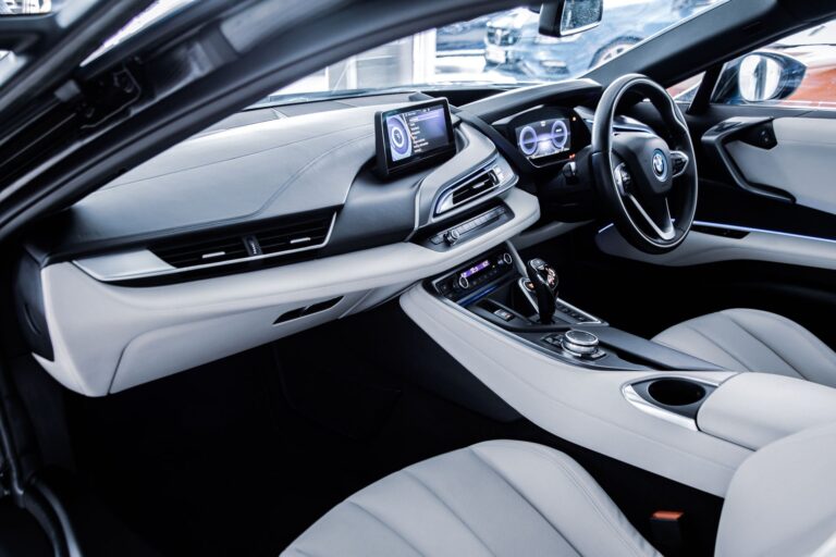 Electric vehicle flat