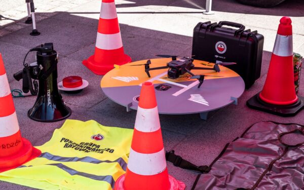 Building a sensible emergency kit for your EV without filling the boot