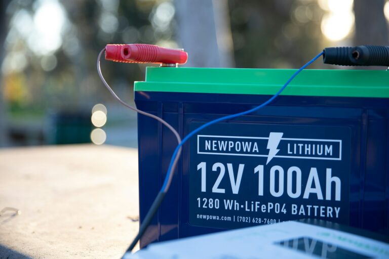 Battery pack close
