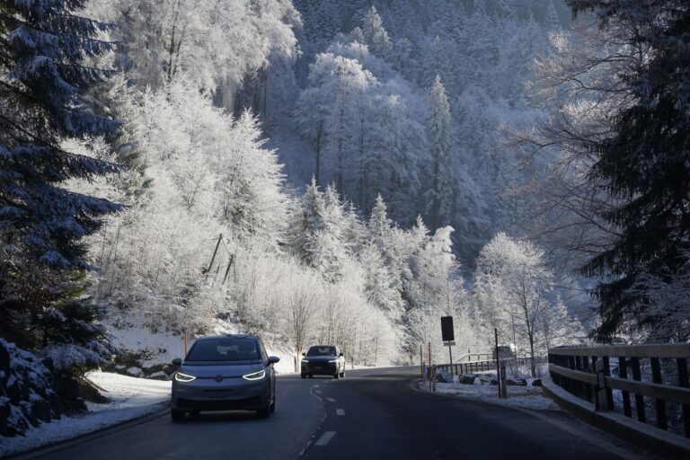Electric car winter