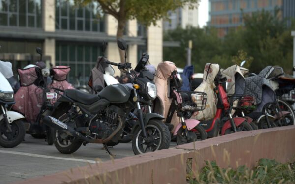 How shared e-motorcycles are reshaping short‑distance travel