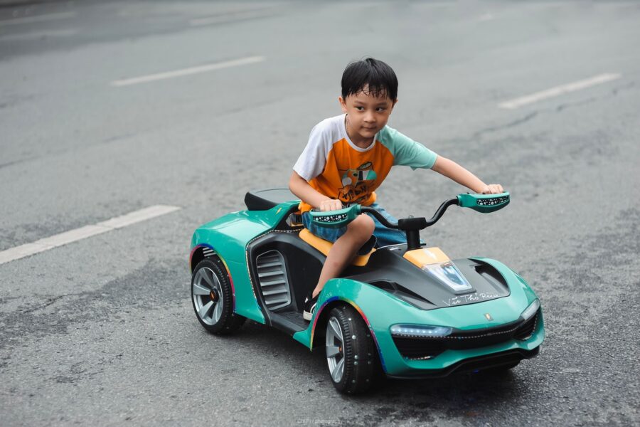 Family electric car