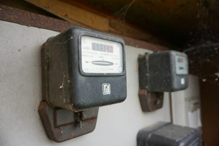 Electricity meter time-of-use