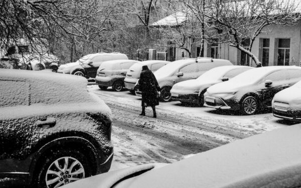 How winter conditions really affect EV performance and what drivers can do about it