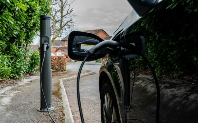 Plug-in hybrid vs battery EV: how to choose the right option for your needs