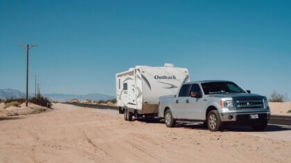 Practical guide to EV towing: what beginners need to know before pulling a trailer