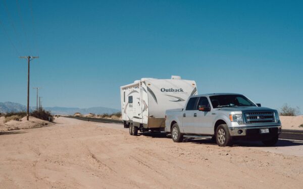 Practical guide to EV towing: what beginners need to know before pulling a trailer
